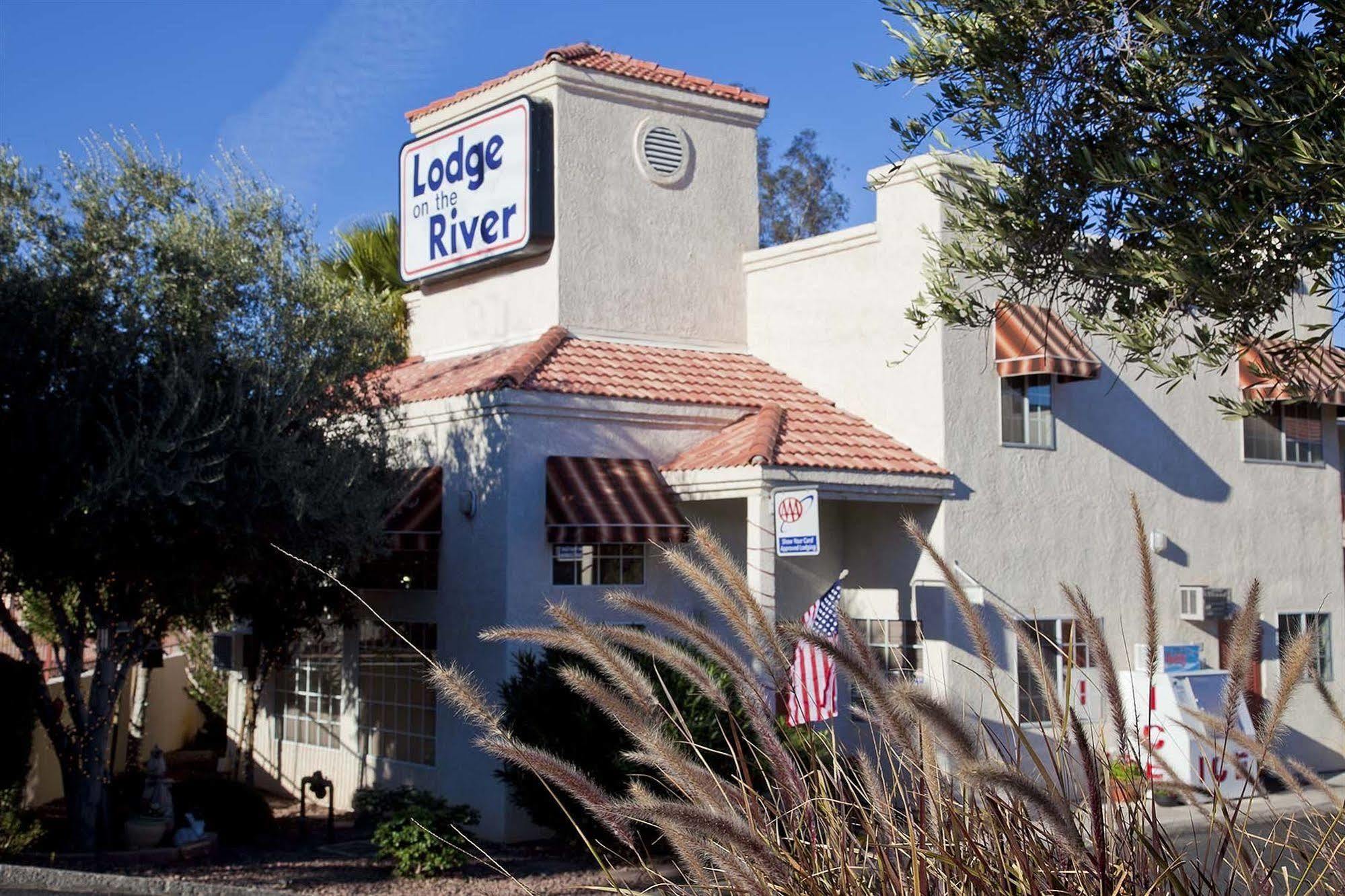 Lodge On The River ブルヘッド・シティ エクステリア 写真